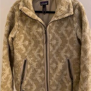 Retro Patagonia Sherpa